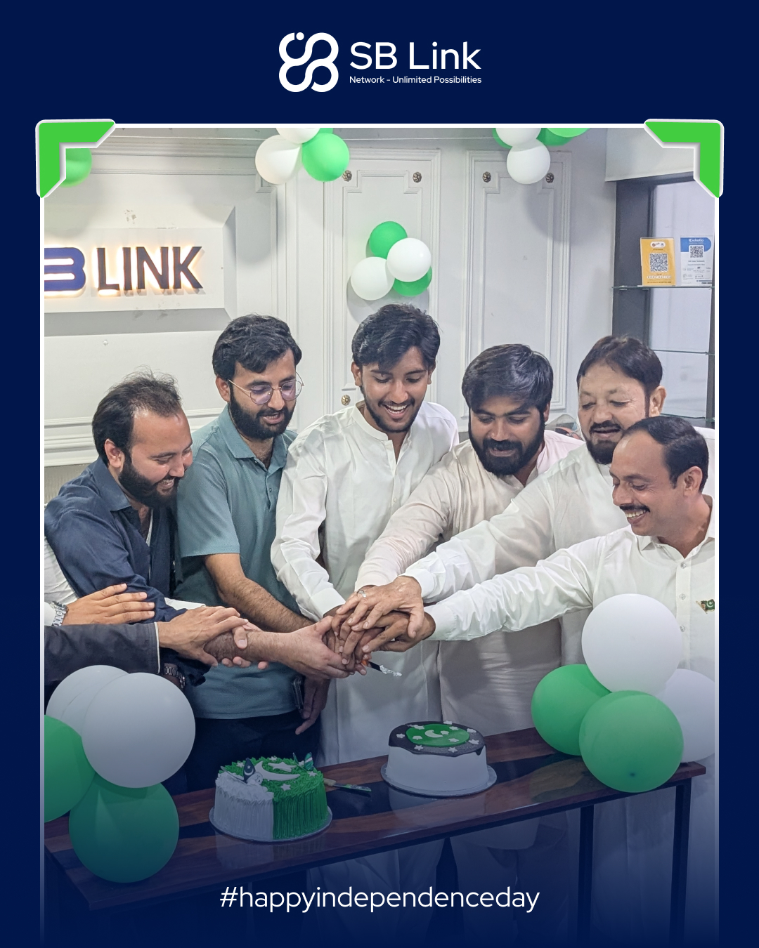 SB Link team collaborating